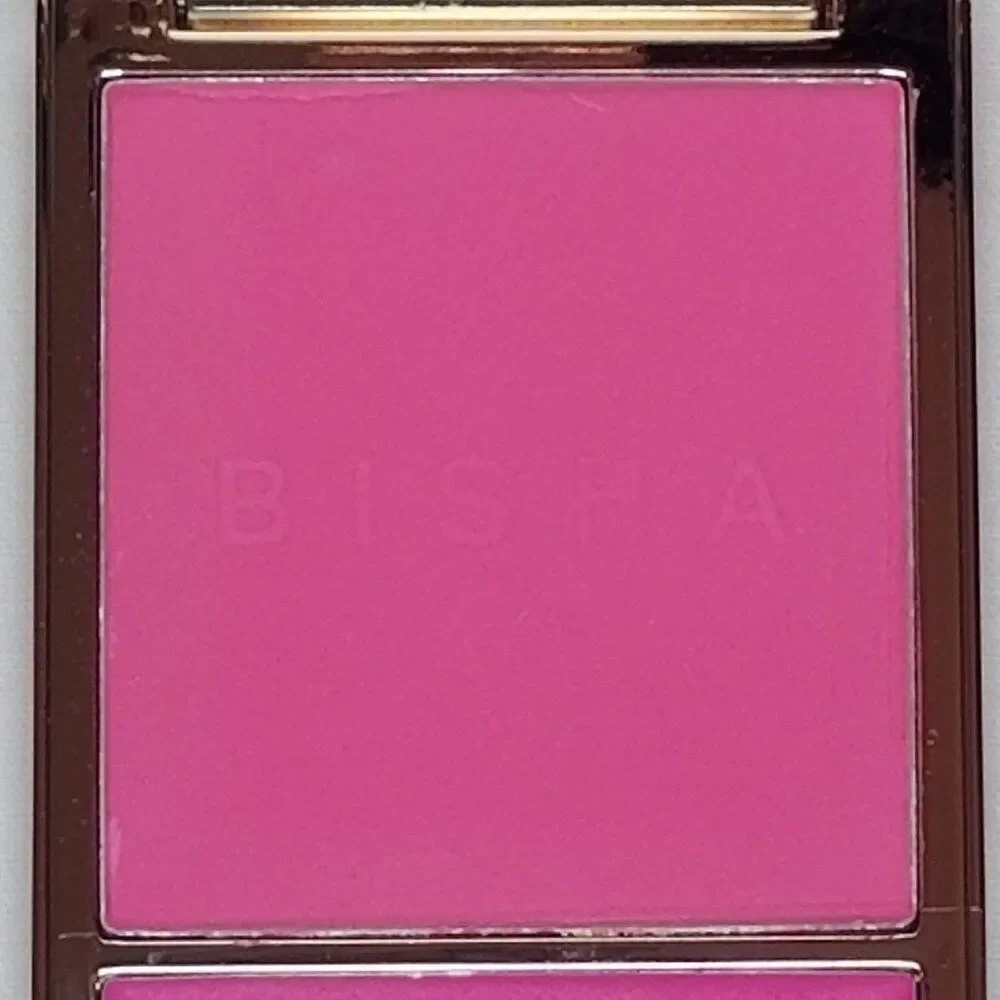 Bisha - Essential Duo Blush in Dubai (Bright Pink)